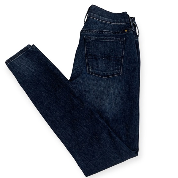 Lucky Brand, women’s size 0/25 super stretchy denim - Picture 3 of 8